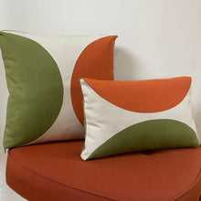 Load image into Gallery viewer, Sunbrella Eclipse Pillow in Cayenne/Cilantro
