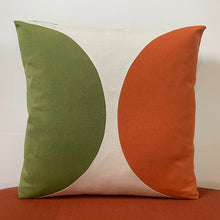 Load image into Gallery viewer, Sunbrella Eclipse Pillow in Cayenne/Cilantro