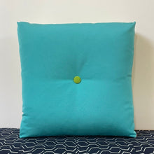 Load image into Gallery viewer, Sunbrella Mod Flower Pillow in Macaw/Aruba
